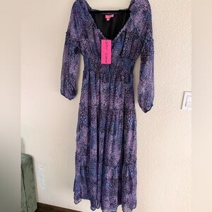 Betsy Johnson flowy maxi dress